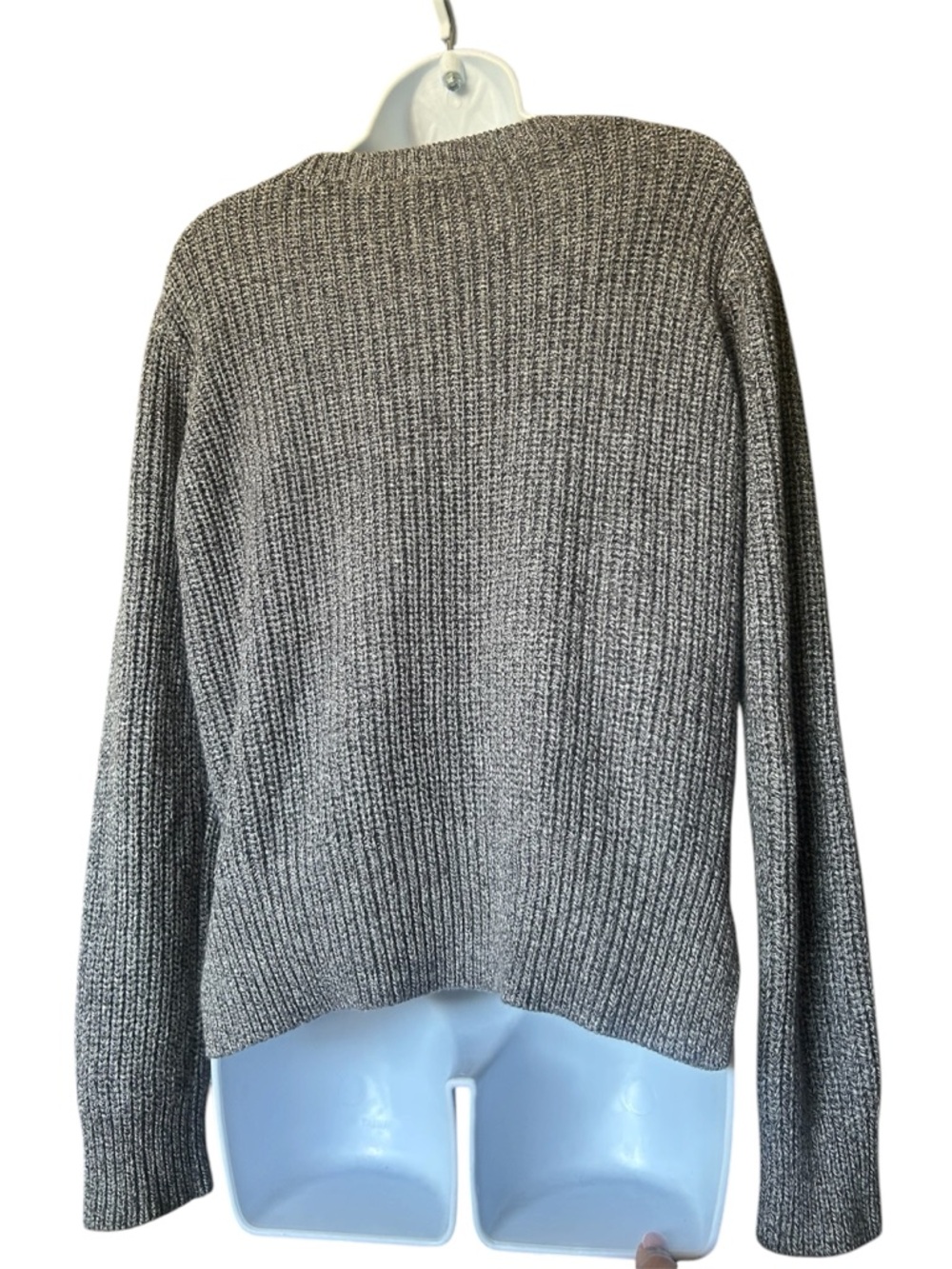 H&M Gray Ribbed Crewneck Sweater - Picture 3 of 9